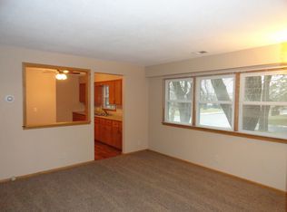 8996 Jackson Ave APT B, Circle Pines, MN 55014
