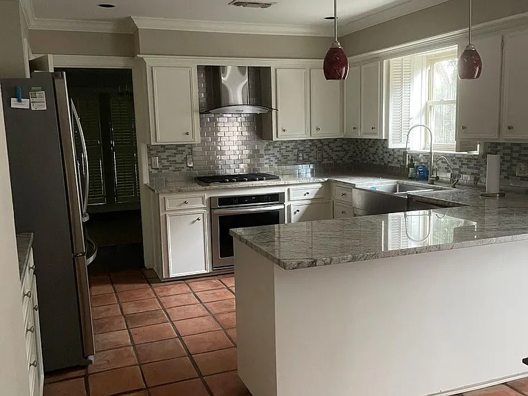314 Fox Briar Ln — Photo 6
