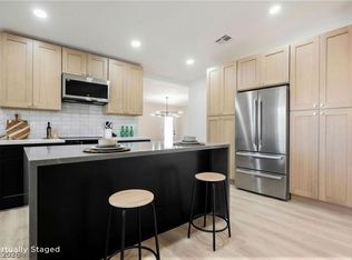 6601 Boxwood Ln, Las Vegas, NV 89103