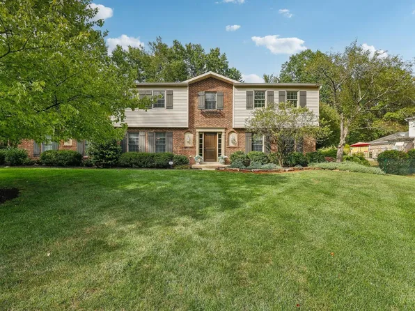 160 Dogwood Dr, Loveland, OH 45140