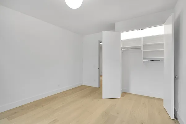 Rented by Brighton Management | media 13