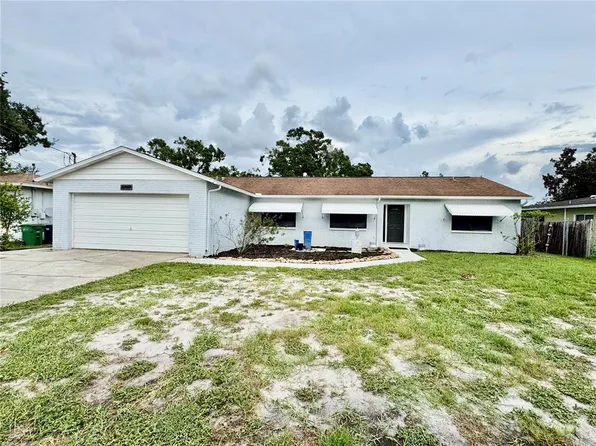 10213 N Fleetwood Dr, Tampa, FL 33612