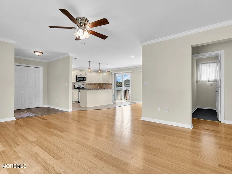 785 Garfield Ave — Photo 13