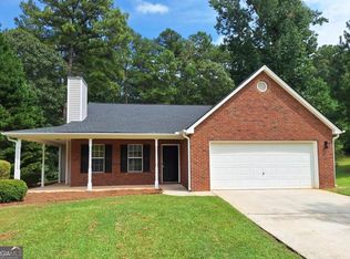 215 Oak Hill Dr, Covington, GA 30016