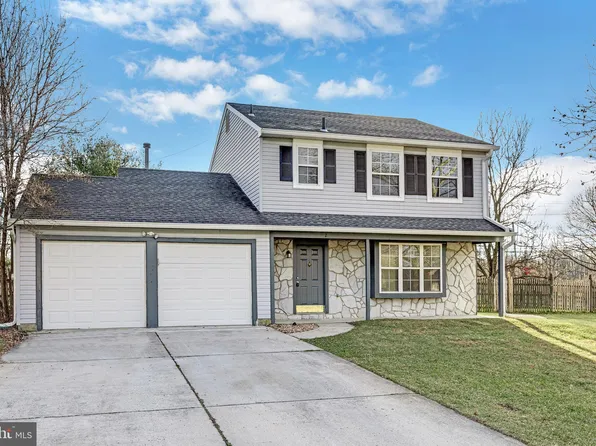 2 Sherry Ann Dr, Lumberton, NJ 08048