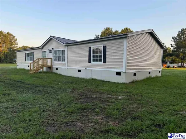 2622 Carolina Wren Dr, Mullins, SC 29574