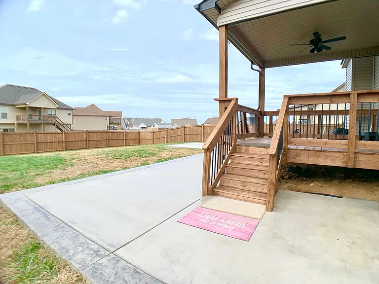 1376 Apple Blossom Rd — Photo 34