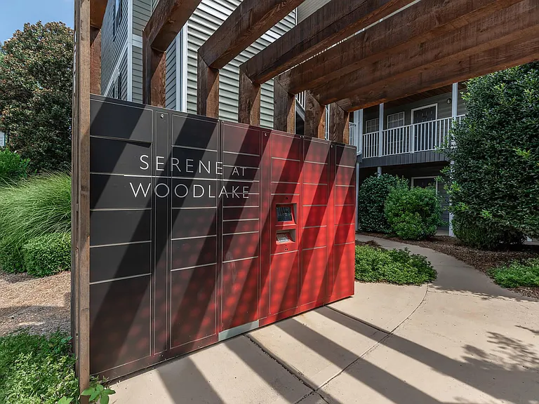 Serene at Woodlake — Photo 11