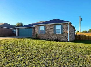 1200 Crystal Ln, Tahlequah, OK 74464