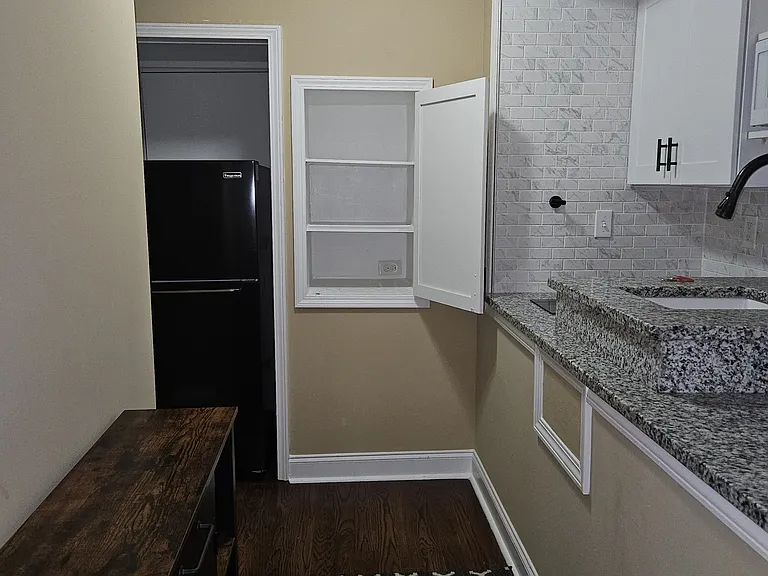 Martha Sue Dr — Photo 9