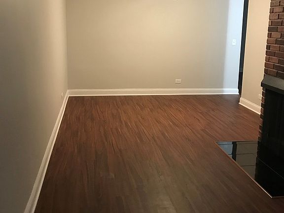 5th image of 917 Banbury Ct