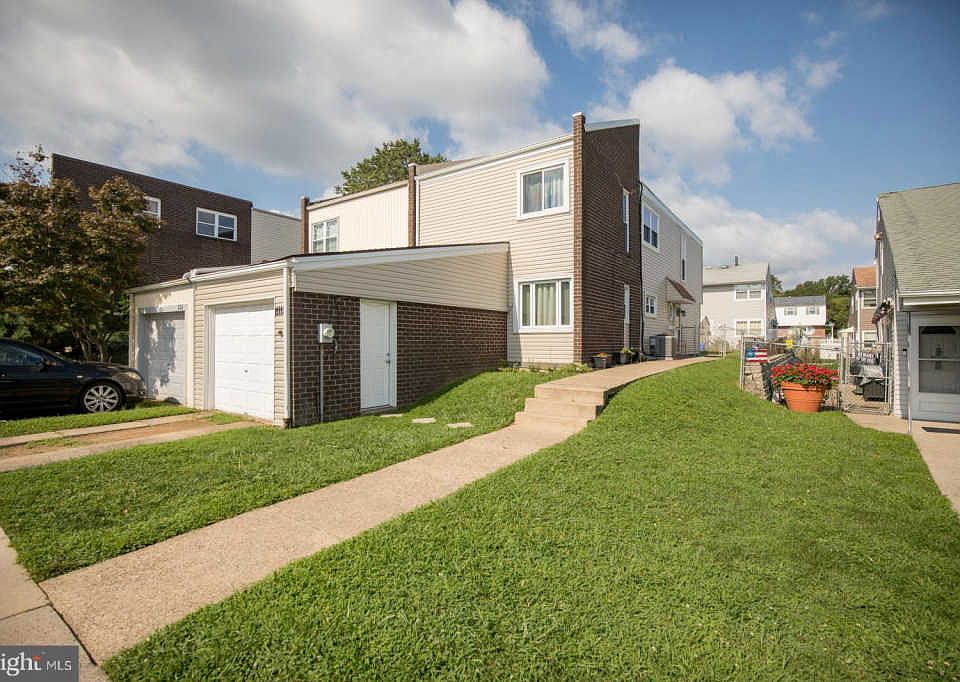 1st image of 11118 Glenfield St