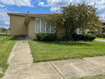 307 S Walnut St, Glenwood, IL, 60425