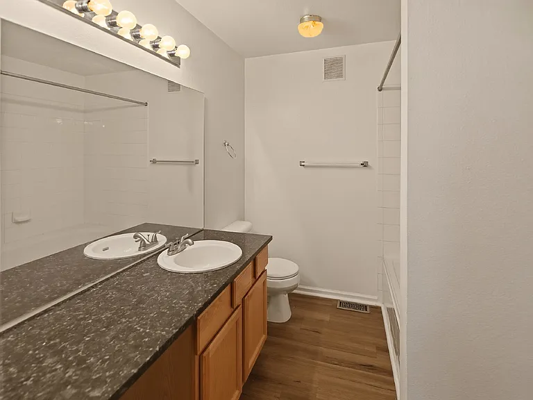 1097 W 112th Ave #B — Photo 21