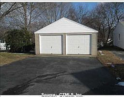 2nd image of 138 Brandegee Ave