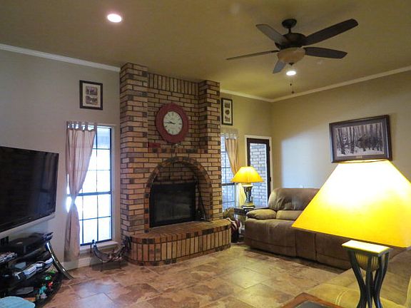 2nd image of 5010 Sherwood Dr