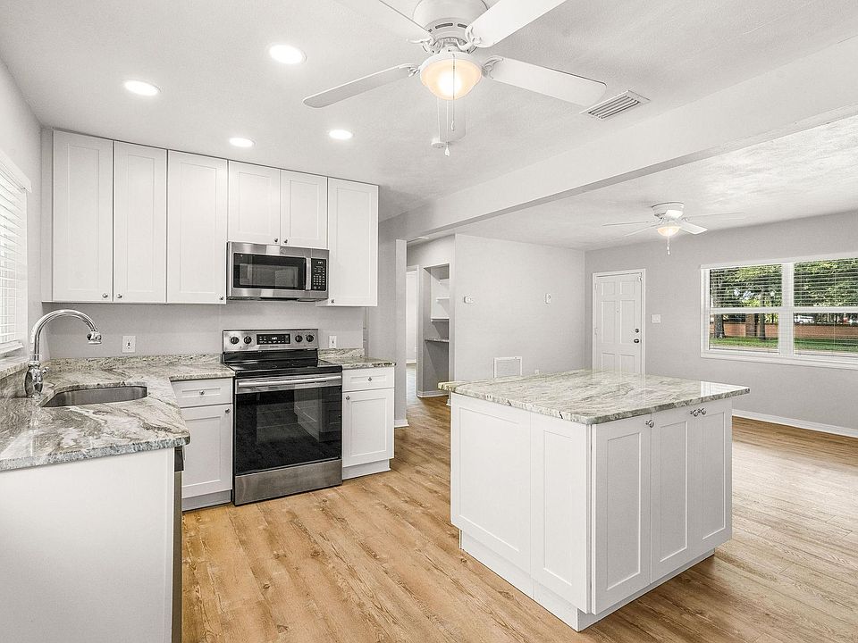 1st image of 10231 N Armenia Ave