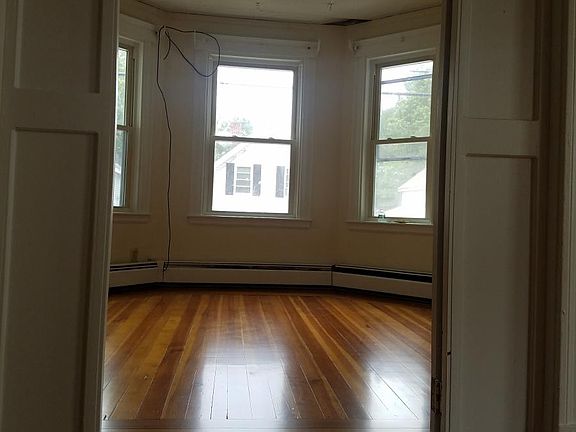 2nd image of 162 S Pleasant St #1