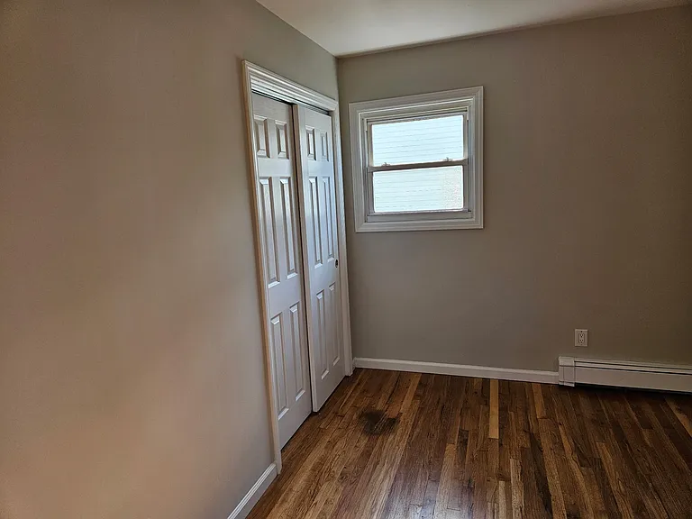 1132 3rd St — Photo 5