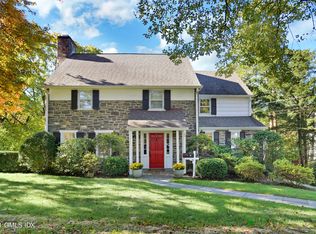 14 Perryridge Rd, Greenwich, CT 06830