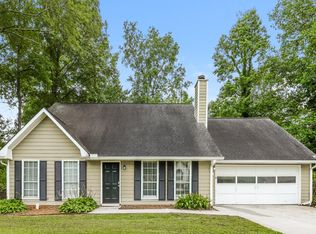 2521 Country Lake Cir, Powder Springs, GA 30127