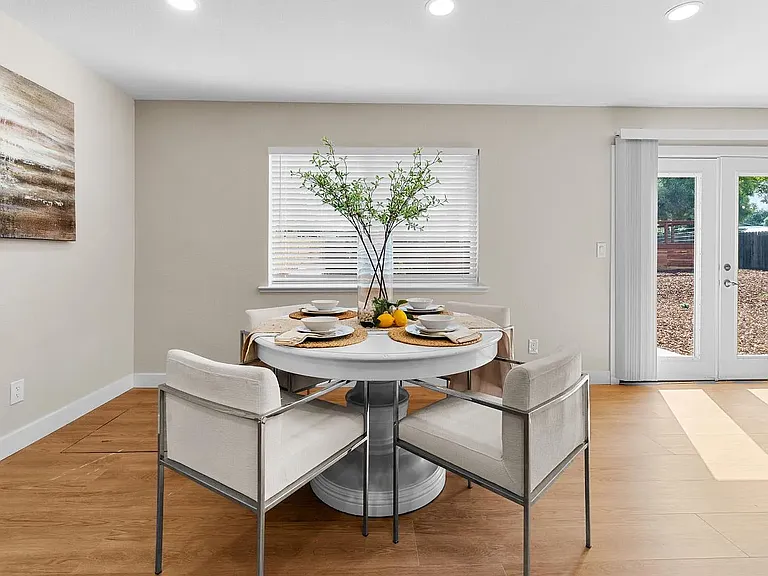 8366 Madison Ave — Photo 25