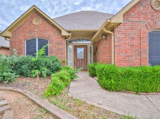 4020 Worthington Dr, Norman, OK 73072