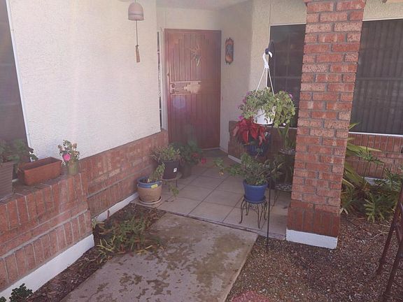 3rd image of 7824 S Kilcormac Ln
