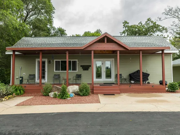 W8590 Dyke Ct, Westfield, WI 53964