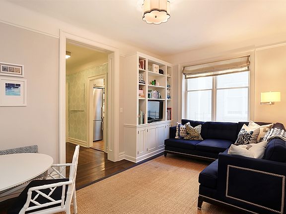 5th image of 125 W 12th St APT 5A