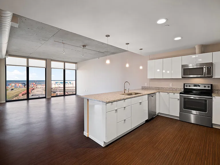 Flats at East Bank — Photo 12