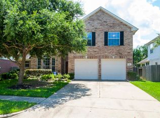 5210 Spring Oak Dr, Pasadena, TX 77505