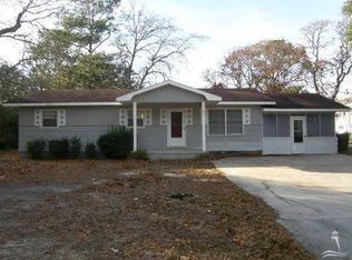 101 SE 2nd St, Oak Island, NC 28465