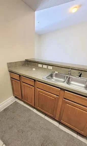3600 Lenin Peak Ct #11 — Photo 7