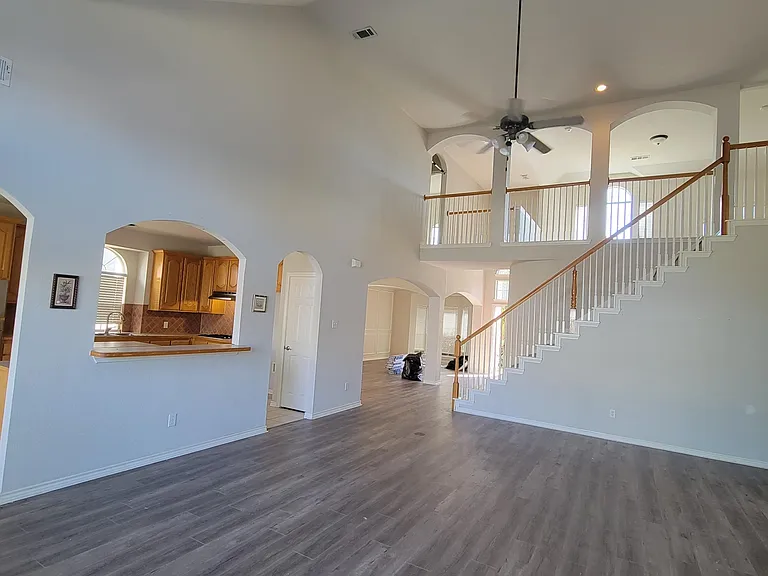 5400 Meadow Valley Dr — Photo 19