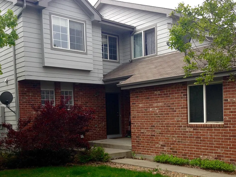 340 W 114th Pl
