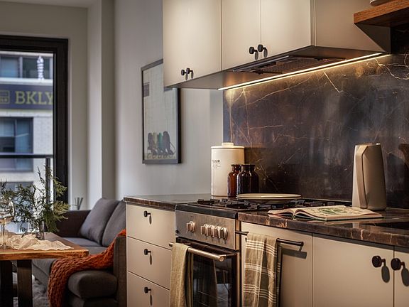 5th image of 260 Gold St Unit 103