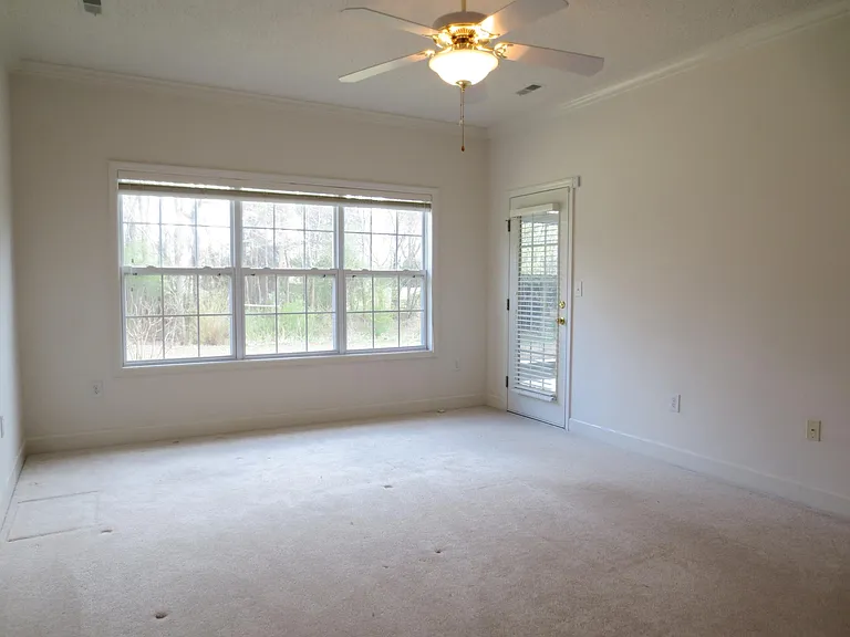 129 Bridgefield Rd — Photo 22
