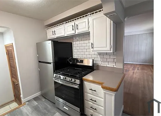 4 bed, $2,300 — Photo 4