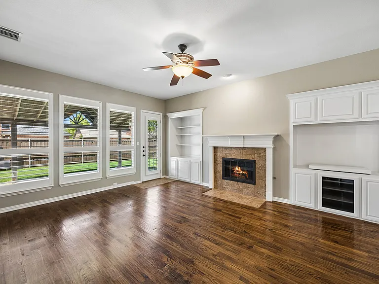 1613 Long Prairie Ct — Photo 12
