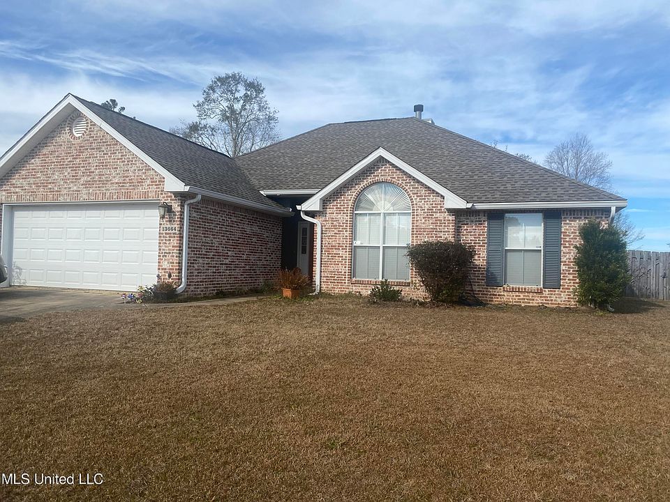 1st image of 13664 Hidden Oaks Dr
