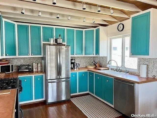 3 Oswego Ave — Photo 8