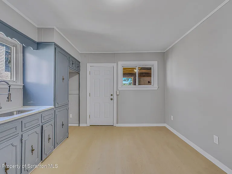 958 Ridge Ave #1 — Photo 16