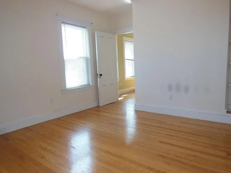 52 Winchester St #2 — Photo 14