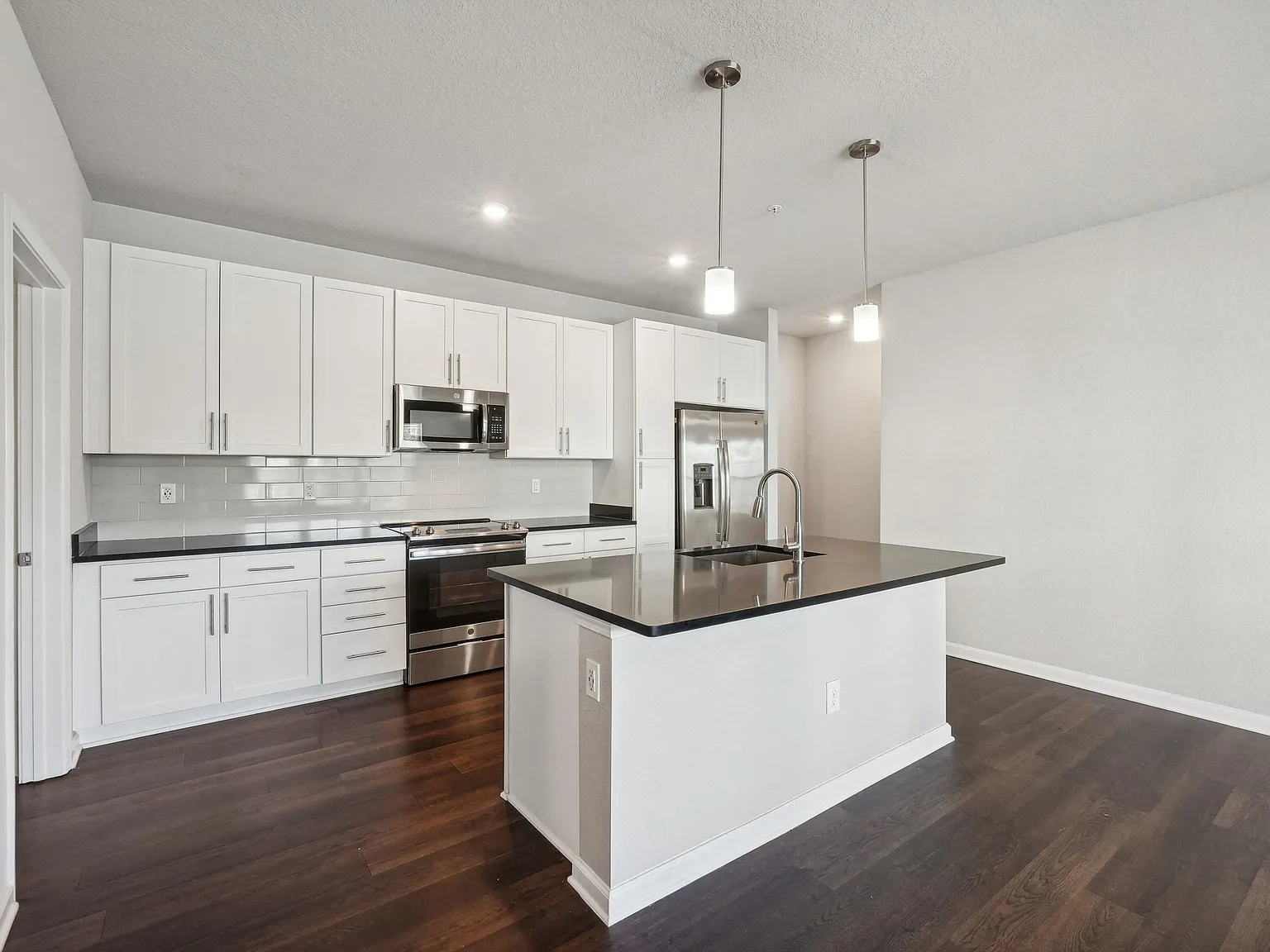 Bell Westchase — Photo 4