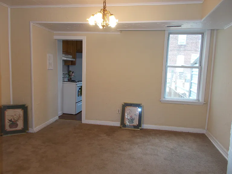 49 Talbott St — Photo 3