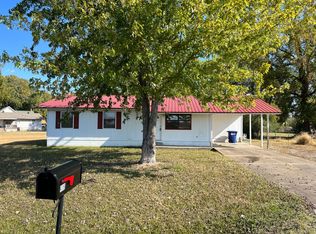 419 S Cherry St, Beebe, AR 72012