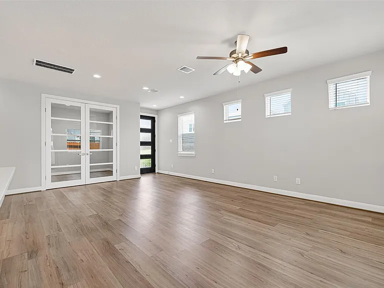 3103 Little Gem Ln — Photo 3
