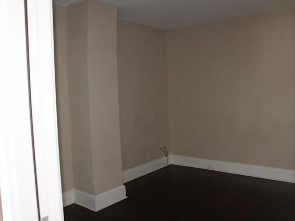 5th image of 540 Shelby St