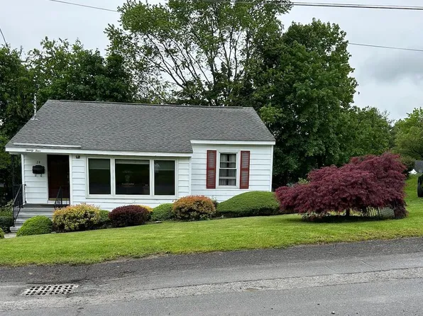 24 Fairmont Avenue, Amsterdam, NY 12010